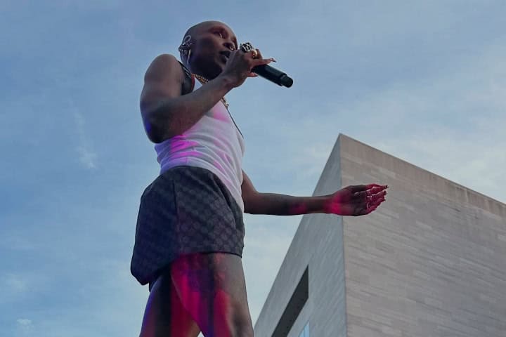 3. Cynthia Erivo durante el WorldPride 2025. Foto - Capital Pride (Facebook)