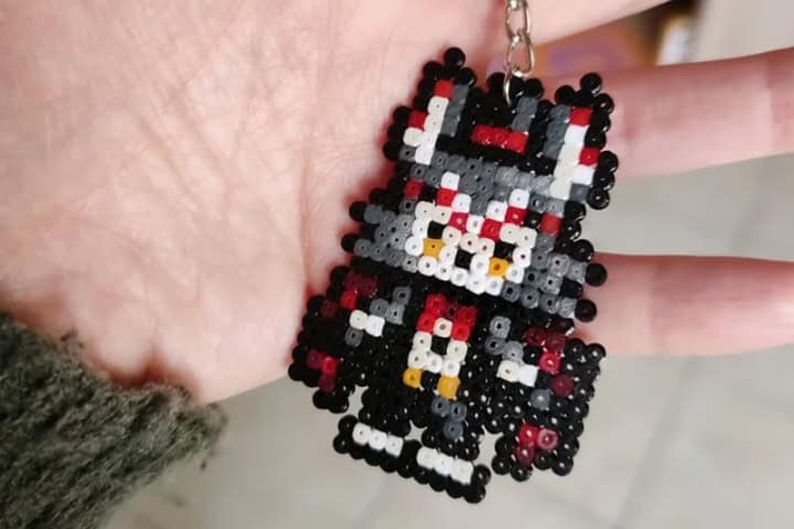 4. Ejemplo de llavero de Pixel Art. Foto - u/PixelKika (Reddit)