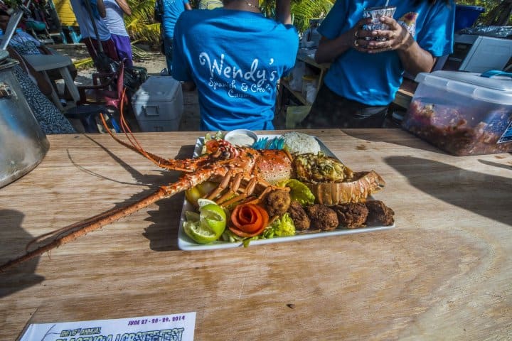 4. Platillo presentado en la Feria de la Langosta. Foto - Belize (Festivales Belice)