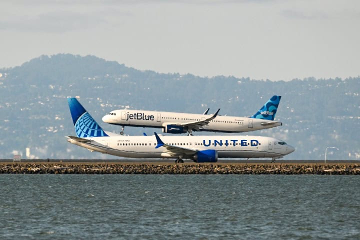 5. Avión de United y JetBlue. Foto - Getty Images