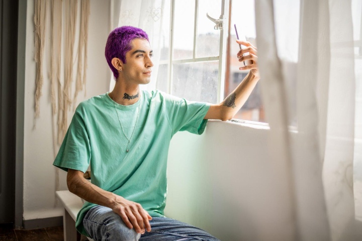 5. Viajero solitario tomandose una fotografía. Foto - Getty Images