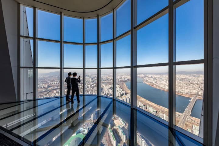 6. Mirador Lotte World Tower. Foto - Archello