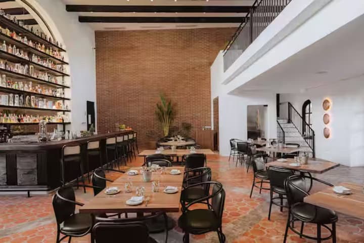 6. Restaurante en Tropicana Los Cabos – Tapestry Collection by Hilton. Foto – hilton.com