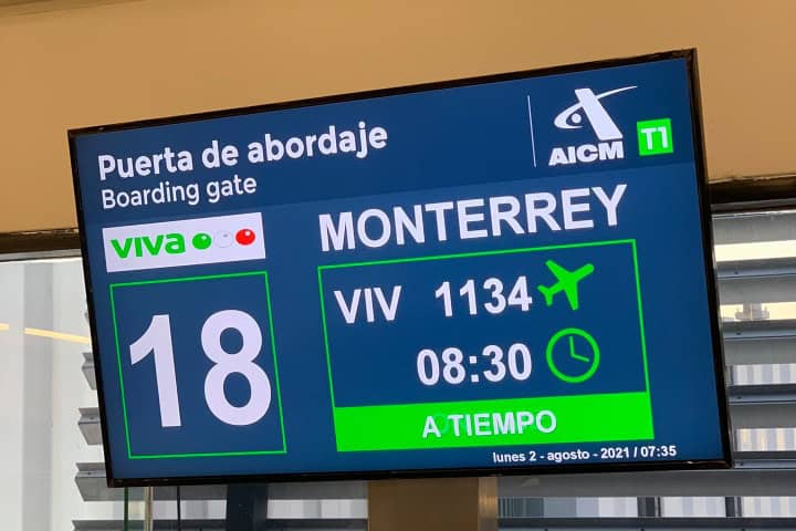 6. Vuelo hacia Monterrey desde el AICM con Viva. Foto - @Enel_Aire (X)