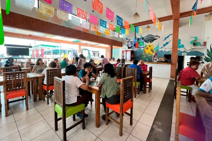 6. Restaurante del Área 144. Foto - Restaurante Área 144 (Facebook)