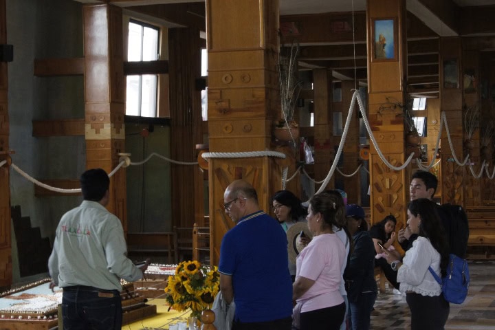 7. Interior de la Barca de la Fe. Foto - Rehiletes
