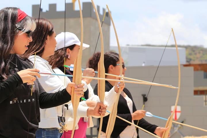 8. Actividad de tiro con arco en Tierra de Dragones. Foto - Parque Guanajuato Bicentenario (Facebook)