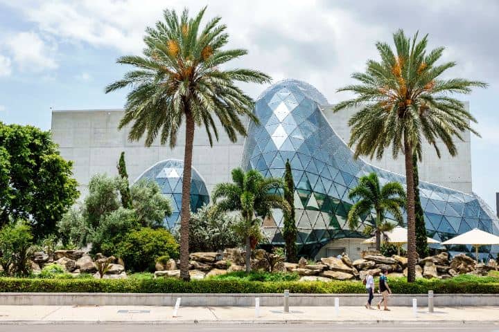 8. Salvador Dalí Museum en St. Petersburg, Florida. Foto - Axios