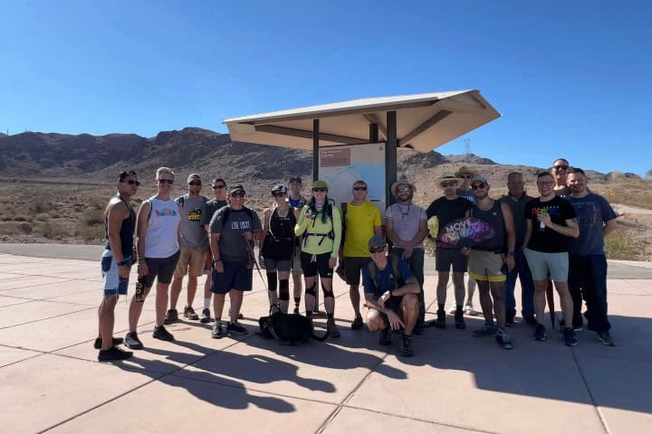 9. Grupo de recorrido del PRIDE OUTside 2024. Foto - Las Vegas PRIDE (Facebook)