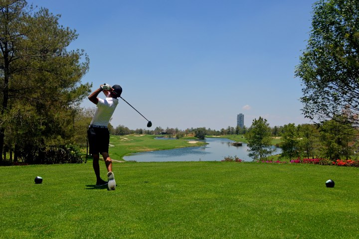 9. Jugador en El Bosque Country Club. Foto - www.elbosquecc.com