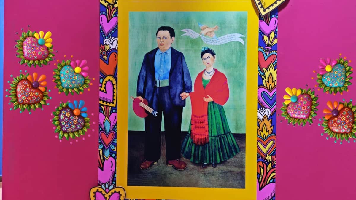 PORTADA DIEGO CORAZÓN DE FRIDA