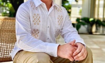 REGALA UNA GUAYABERA ESTE DÍA DEL PADRE