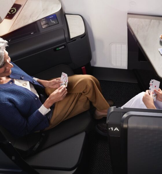UNITED POLARIS STUDIO DE UNTED AIRLINES