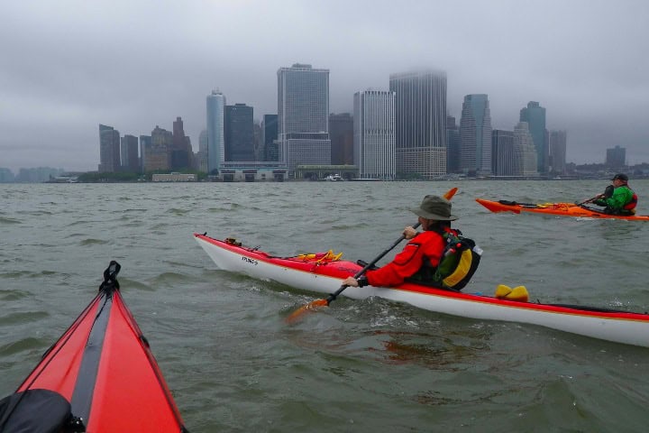 1. Kayak en Nueva York. Foto - Wind Against Current