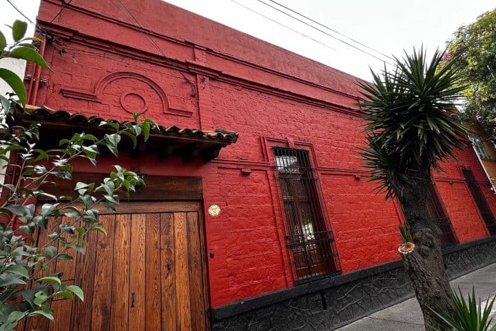 1. Casa Roja de Frida Kahlo. Foto - The Art Newspaper