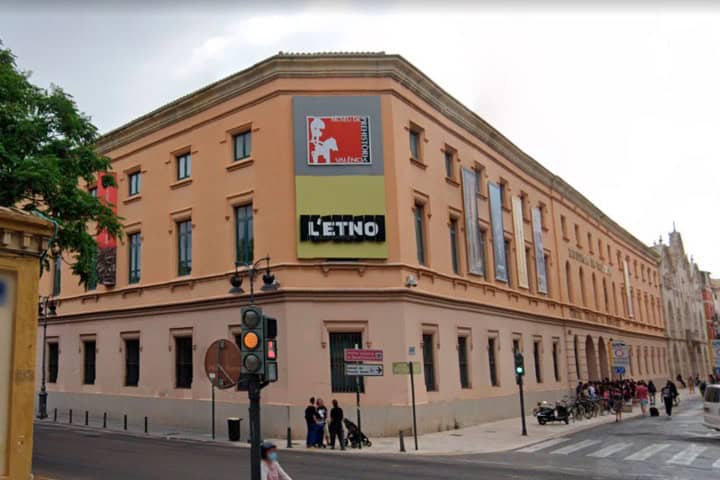 1. Fachada del L'ETNO en Valencia. Foto - Universitat de València