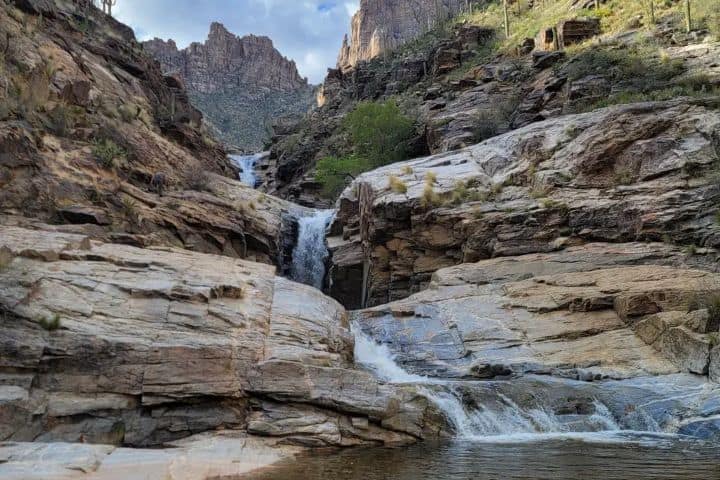 14. Cascada en el sendero de las Siete Cascadas del Cañón de Sabino. Foto - AllTrails