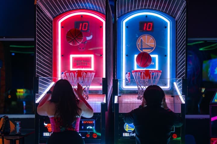 2. Juego de baloncesto en el Área 15. Foto - AREA 15 (Facebook)