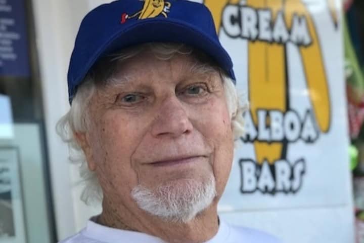 3. Don Cook, creador de las bananas congeladas. Foto - @sugarnspicenb (Instagram)