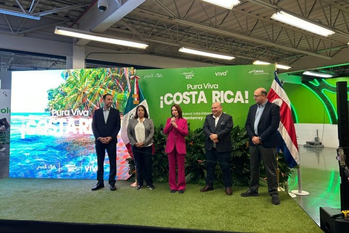 4. Conferencia nueva ruta directa entre Monterrey y Costa Rica. Foto - Archivo Viva