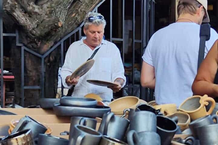 4. Bazar de Cerámica Artesanal de Barro. Foto – @taller_ruizlopez (Instagram)