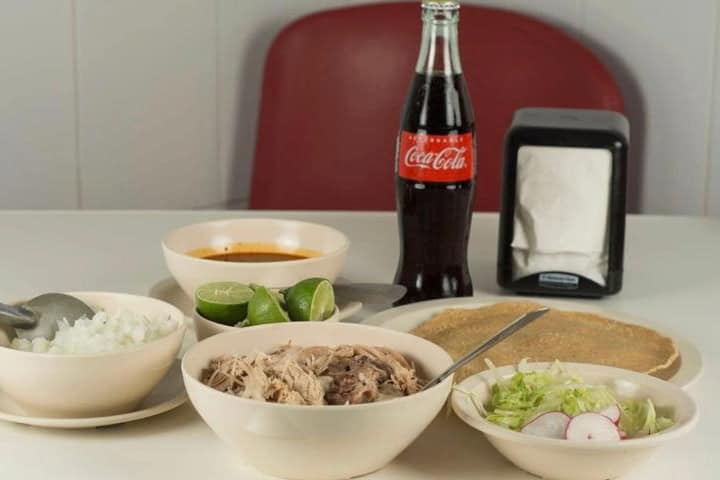 5. Pozole seco en el local Pozole Colima. Foto – Pozole Colima (Facebook)