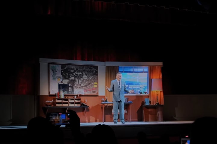 6. “Walt Disney – A Magical Life". Foto - Daps Magic (YoyTube)