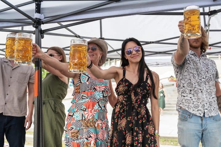 6. Concurso de Stein Holding en Beethoven and Brews at the ‘Plex. Foto - Colorado Symphony (Facebook)
