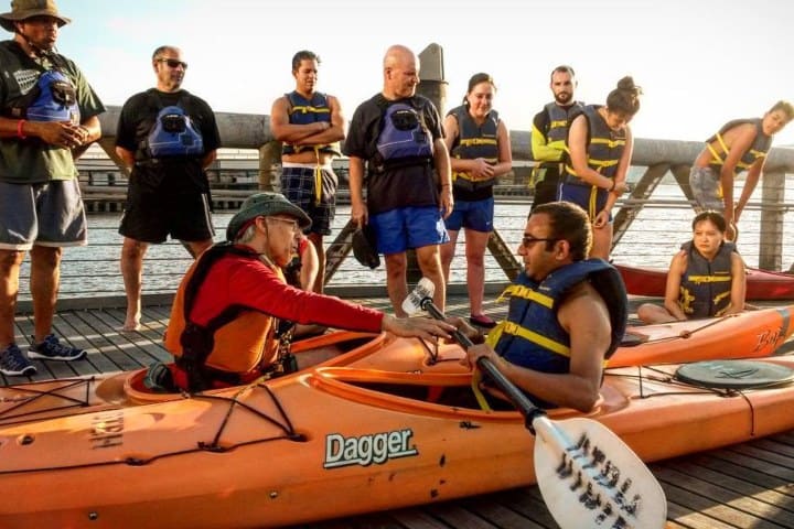 9. Clase de kayak gratis en Manhattan Community Boathouse. Foto - @kayakmcbh (Instagram)