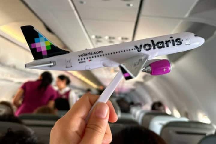 9. Avión de Volaris. Foto - Volaris (Facebook)