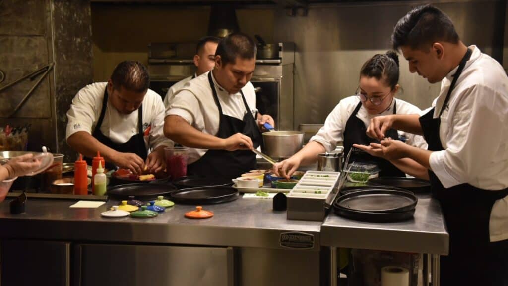CONOCE 5 RESTAURANTES EN ELÓN, GUANAJUATO