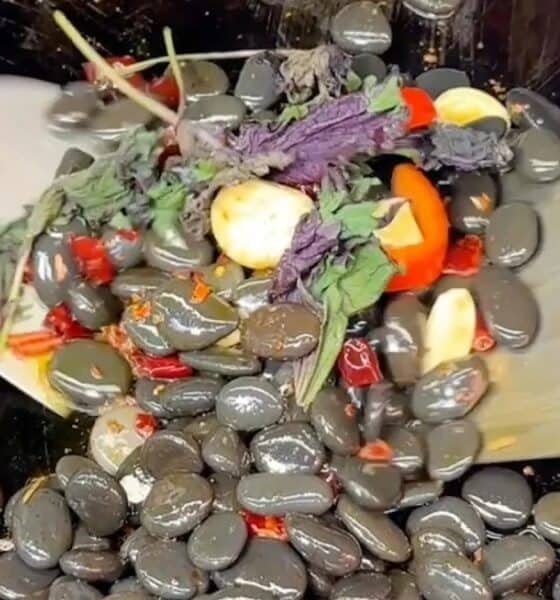 SUODIU, LA FAMOSA SOPA DE PIEDRAS EN CHINA