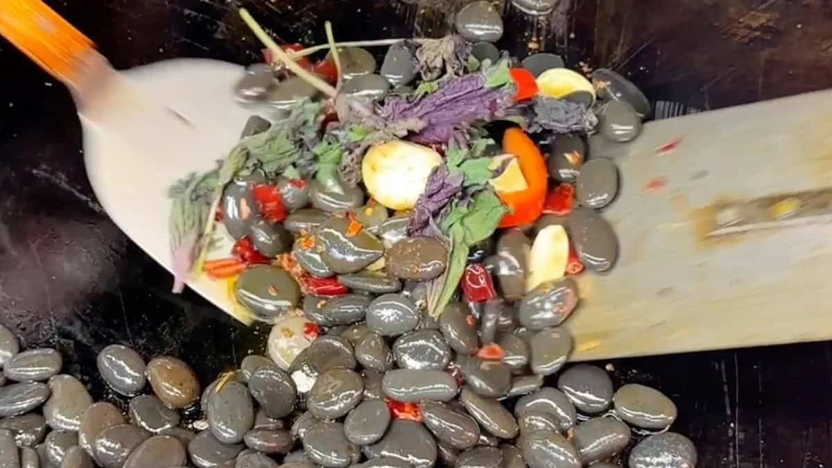SUODIU, LA FAMOSA SOPA DE PIEDRAS EN CHINA