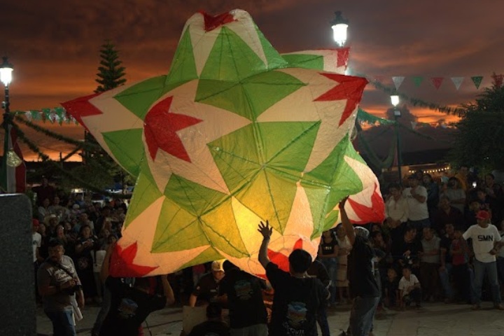 1. Globo de cantoya gigante en el Festival del Globo en Chiquilistlán. Foto - Archivo Jalisco
