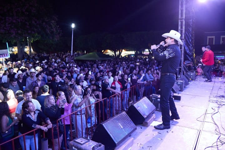 10. Música en vivo en la Feria del Elote 2025 en Jala. Foto - Gobierno Municipal de Jala (Facebook)