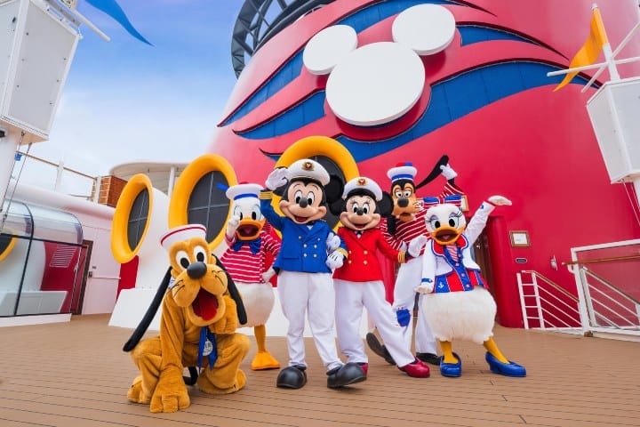 10. Mickey y sus amigos en Disney Cruise. Foto - Disney Auditions (Facebook)