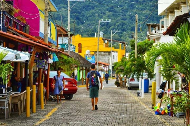 12. Centro de Barra de Navidad. Foto - Jaliscienses de Corazón (Facebook)