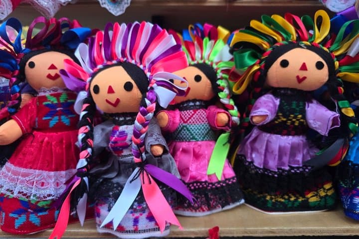 13. Muñecas Lele de Amealco. Foto - Rehiletes