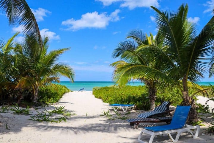 14. Playa en Yucatán. Foto - Alamy