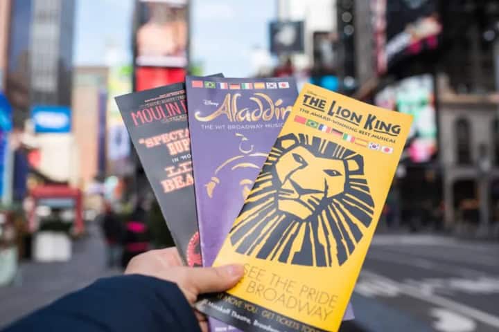 3. Programas de obras de Broadway. Foto - Hellotickets