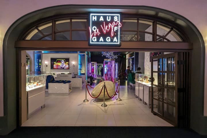 3. Entrada de Haus of Gaga. Foto - Sound Investment AV