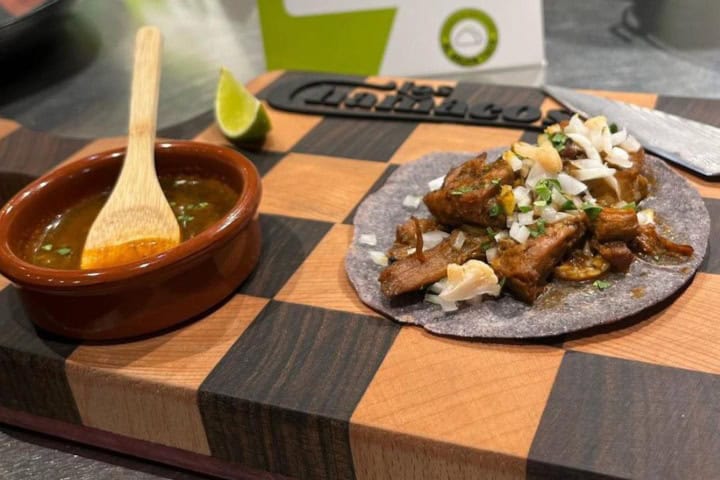 5. Taco de Birria de Cordero de Los Chamacos. Foto - @los_chamacos_cs (Instagram)