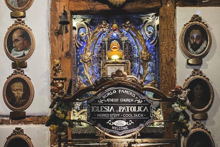 6. Altar en el Paticano. Foto - @sulaiman.plus (Instagram)