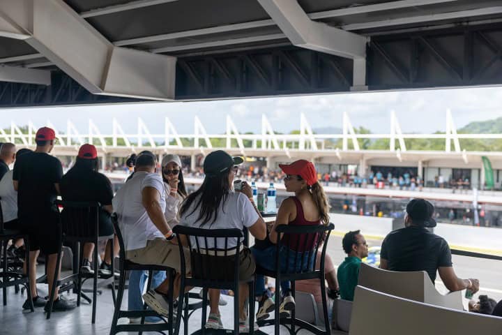 6. Palcos en Autódromo Panamá. Foto - Autódromo Panamá (Facebook)