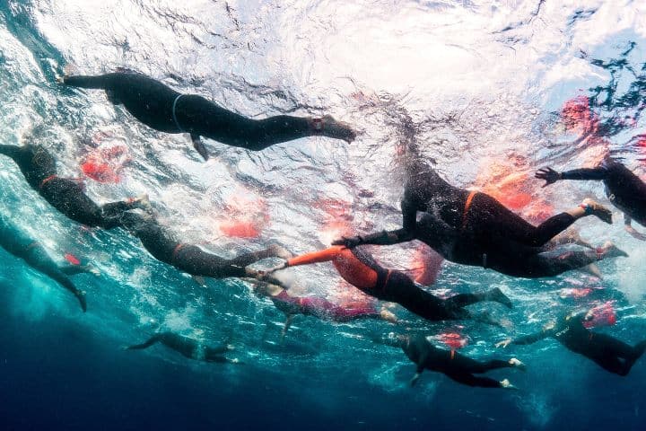 7. Deportistas en Oceanman. Foto - @OceanManSwim (X)