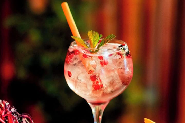 8. Cóctel. Foto - nhow Hotels (Expedia)