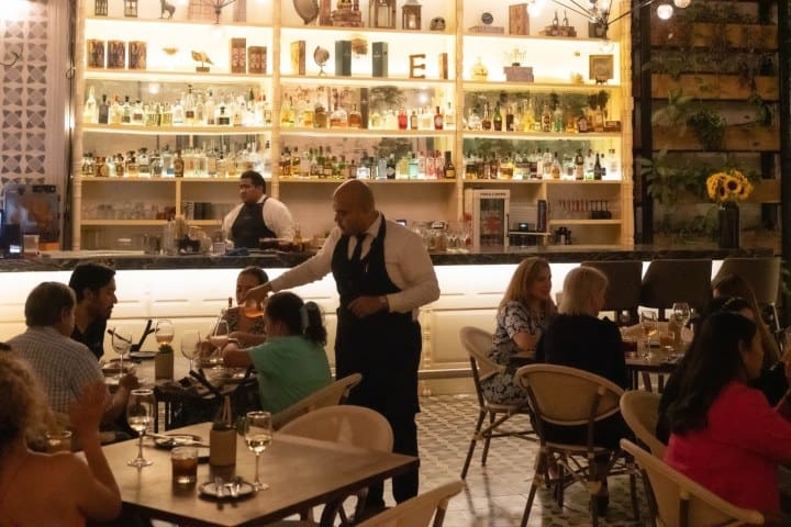 8. Restaurante Emiliano del Chef Marco Valdivia. Foto - @emilianocomidayvino (Instagram)