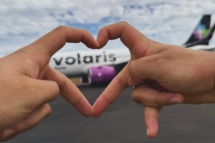 9. Avión Volaris. Foto - Volaris (Facebook)