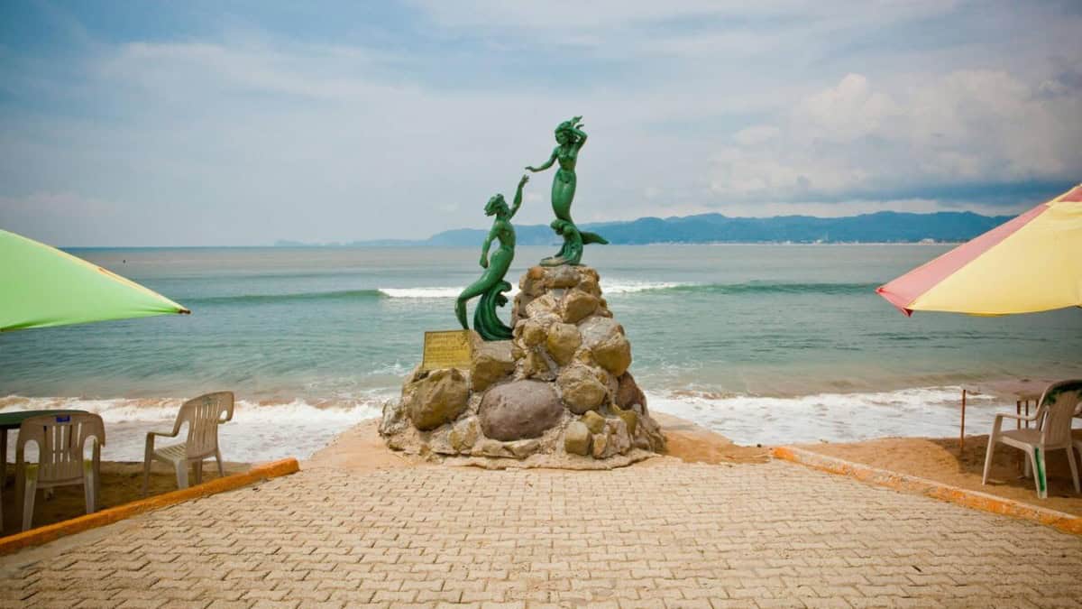 BARRA DE NAVIDAD EN JALISCO