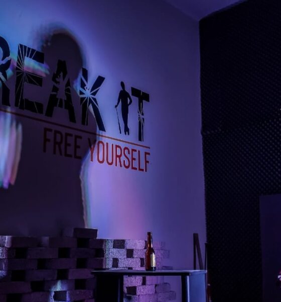 BREAK IT_ EL LUGAR PARA ROMPER Y DESTRUÍR COSAS